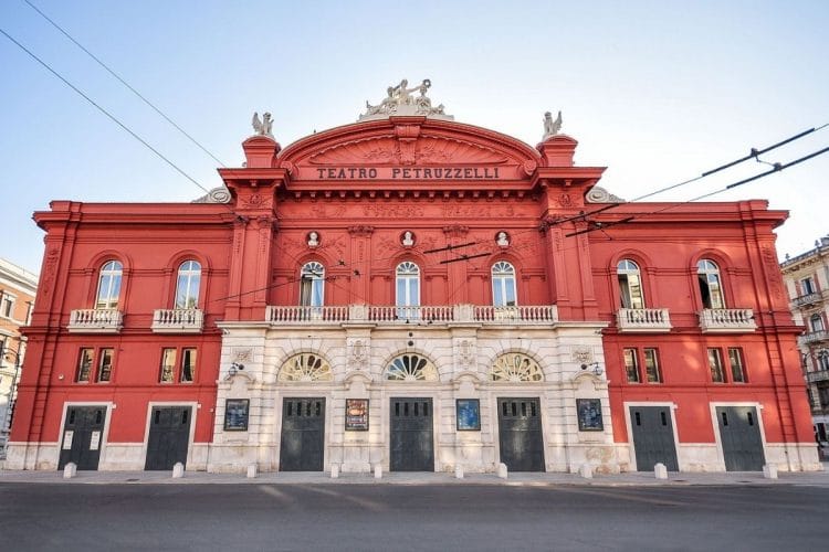 capodanno in musica teatro petruzzelli bari