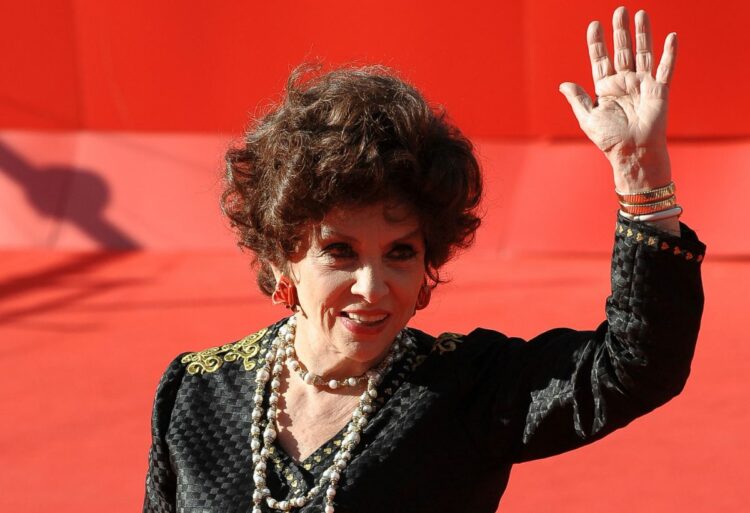 Gina Lollobrigida causa morte